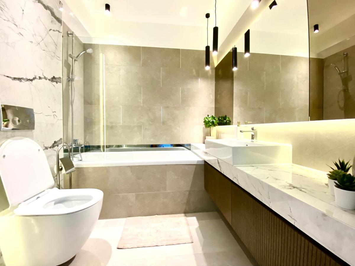 Stylish Retreat With A View In Coresi-Qualis Braşov Dış mekan fotoğraf
